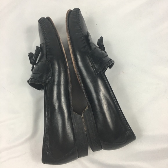 Johnston and Murphy Black Tassel Loafers - Picture 6 of 8